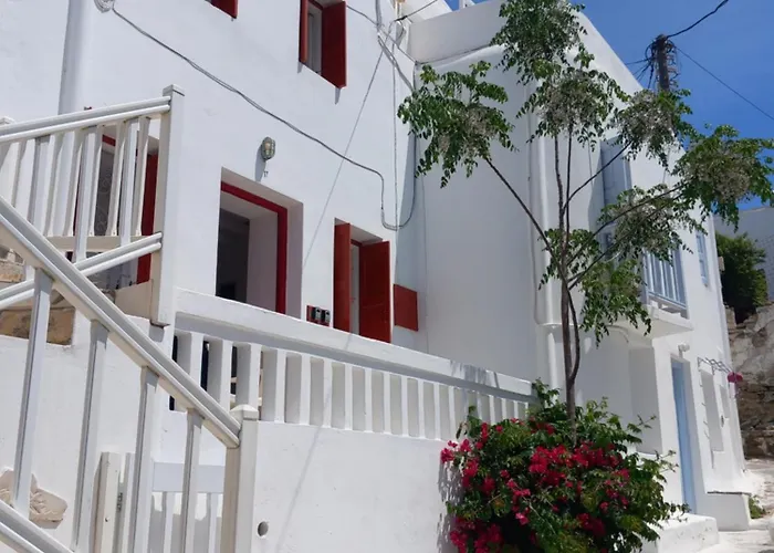 בית הארחה Alex Oldtown Sea View And Appartments