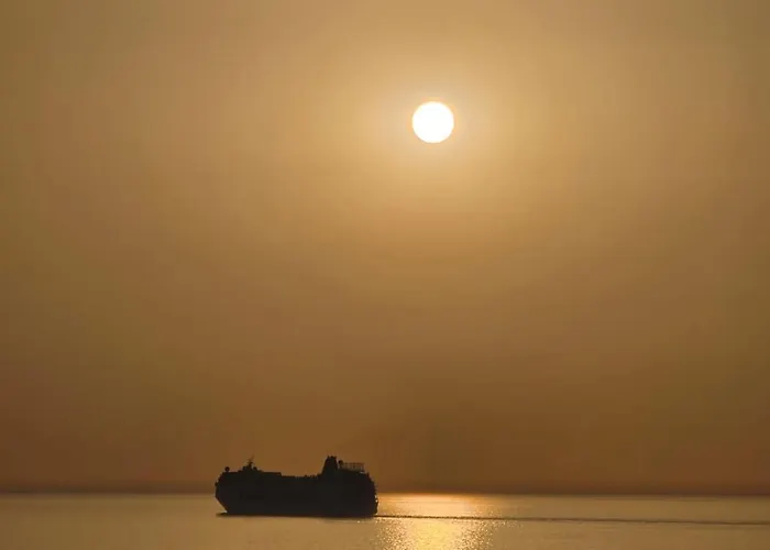 Alex Oldtown Sea View And Appartments Гостевой дом