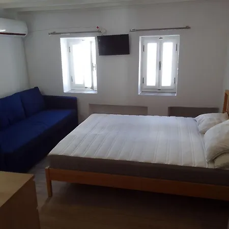 Guest house Alex Oldtown Sea View And Appartments