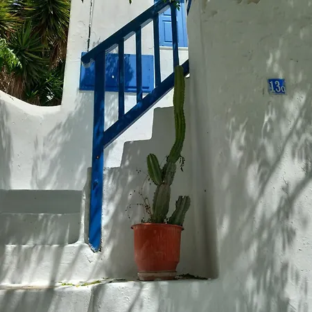 Alex Oldtown Sea View And Appartments Guest house